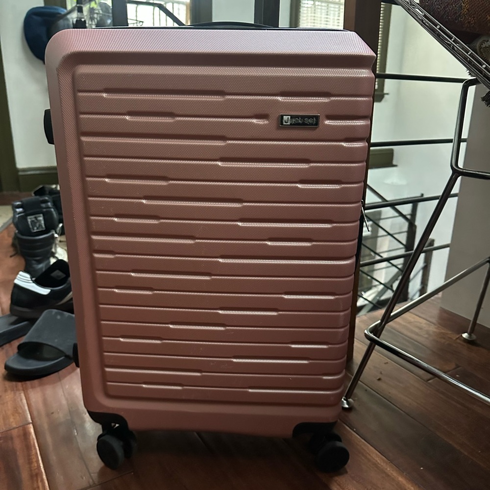 Perfect Luggage
Pink Hard Shell Suitcase